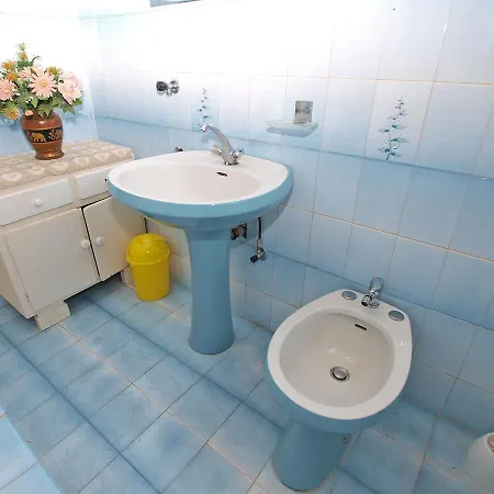 Milutin 1051 Pula