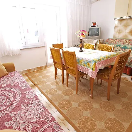 Milutin 1051 *